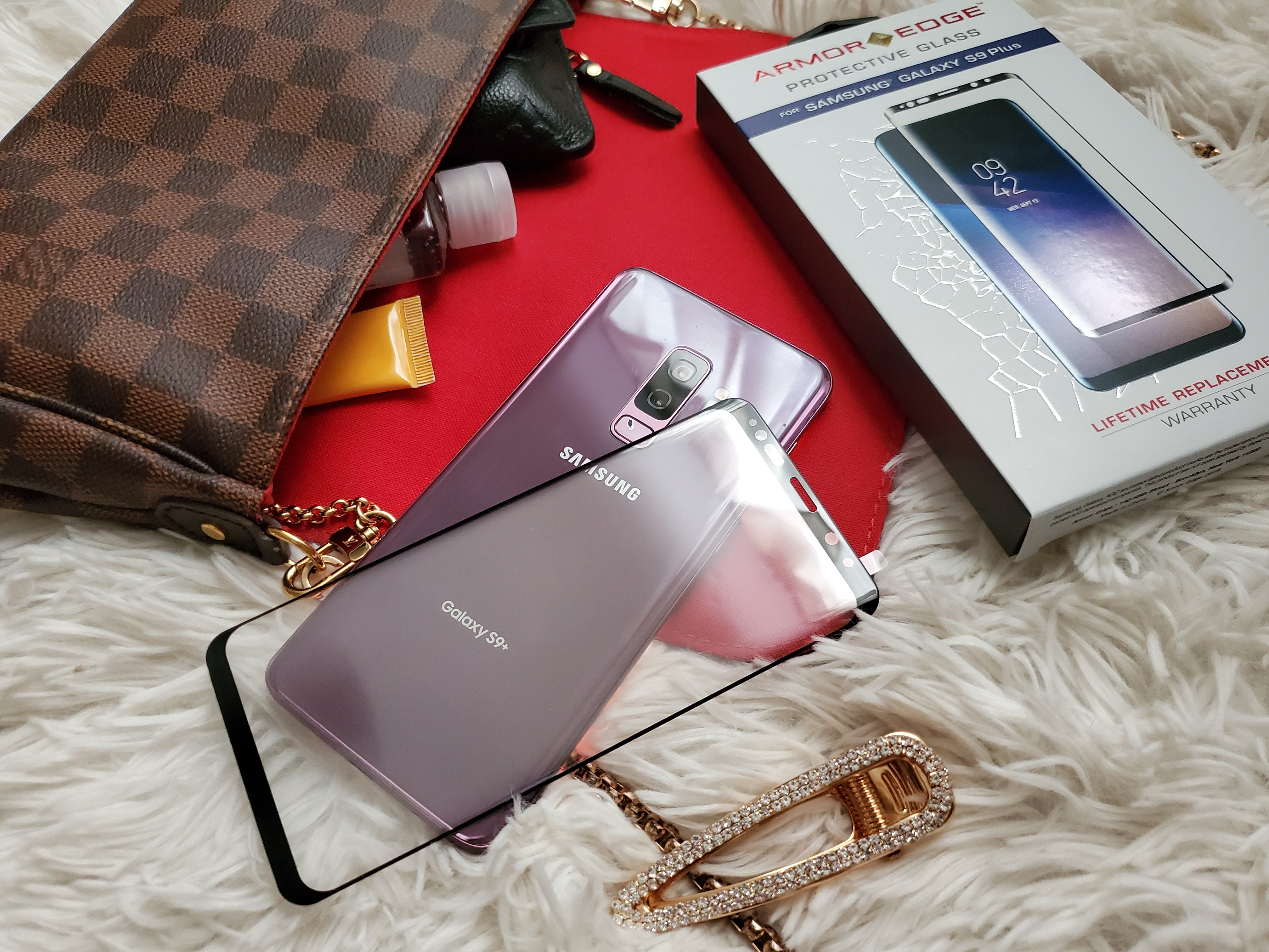 I Live Life on Armor Edge because of how sturdy the glass is.